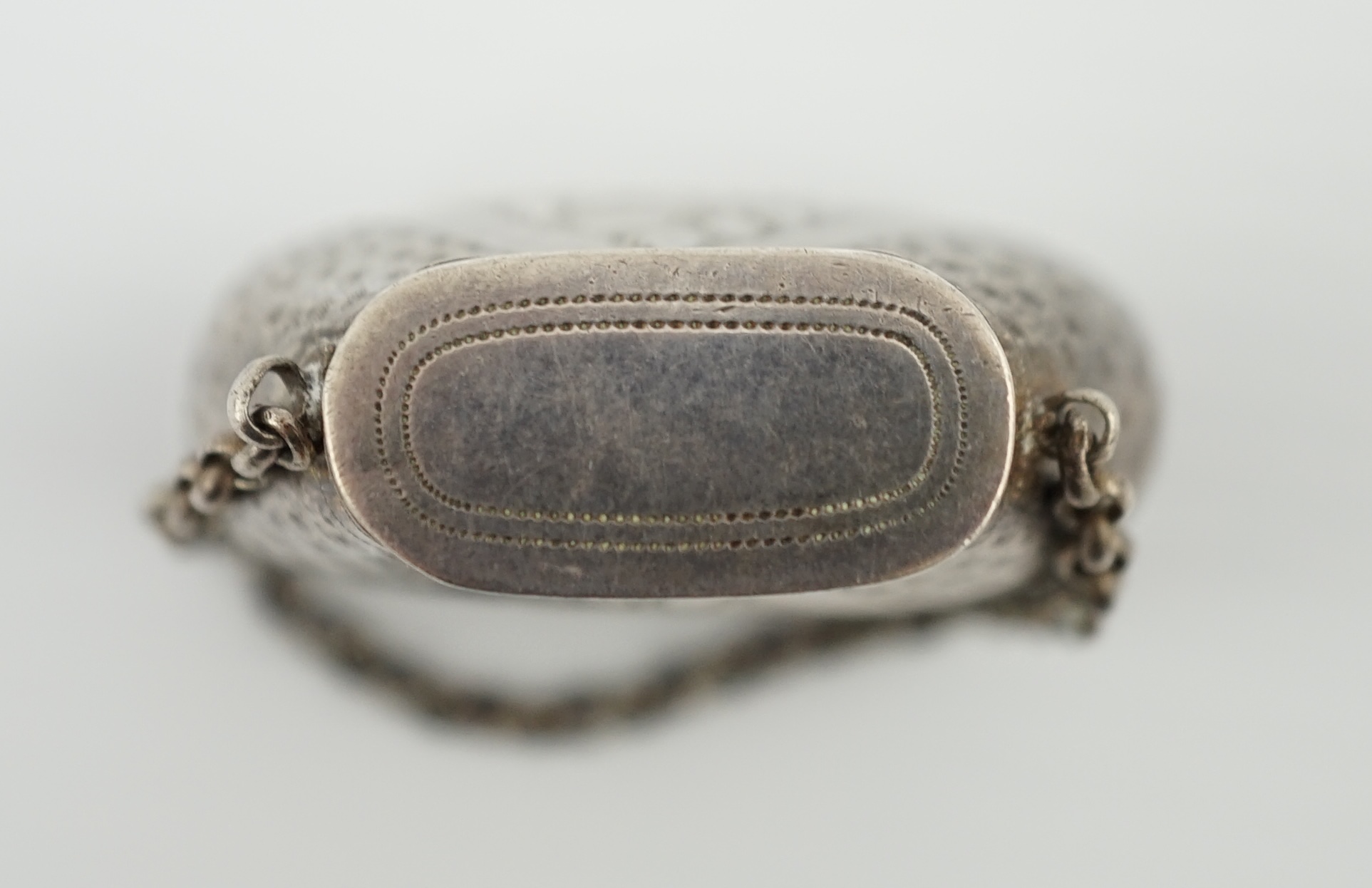 A late George III silver novelty vinaigrette, modelled as a basket/purse, by Samuel Pemberton